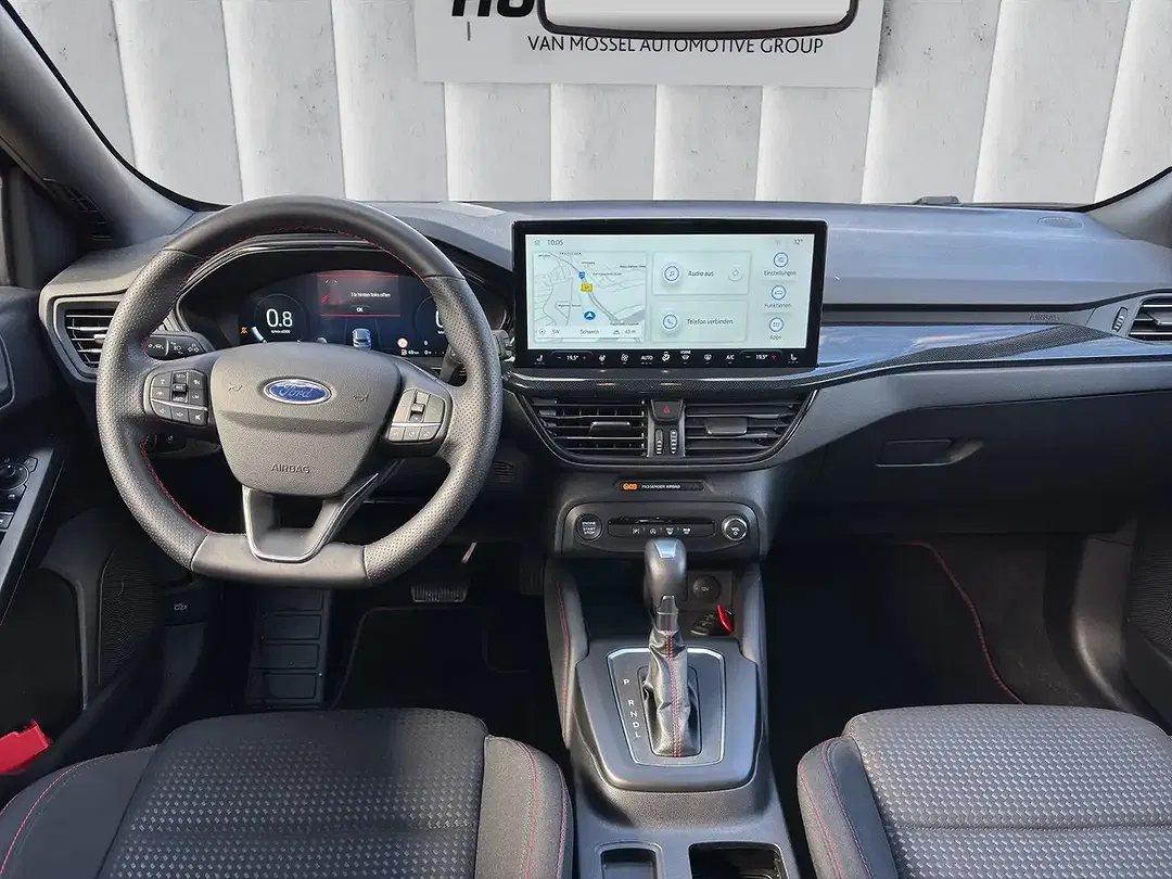 Ford Focus - Thumbnail 12