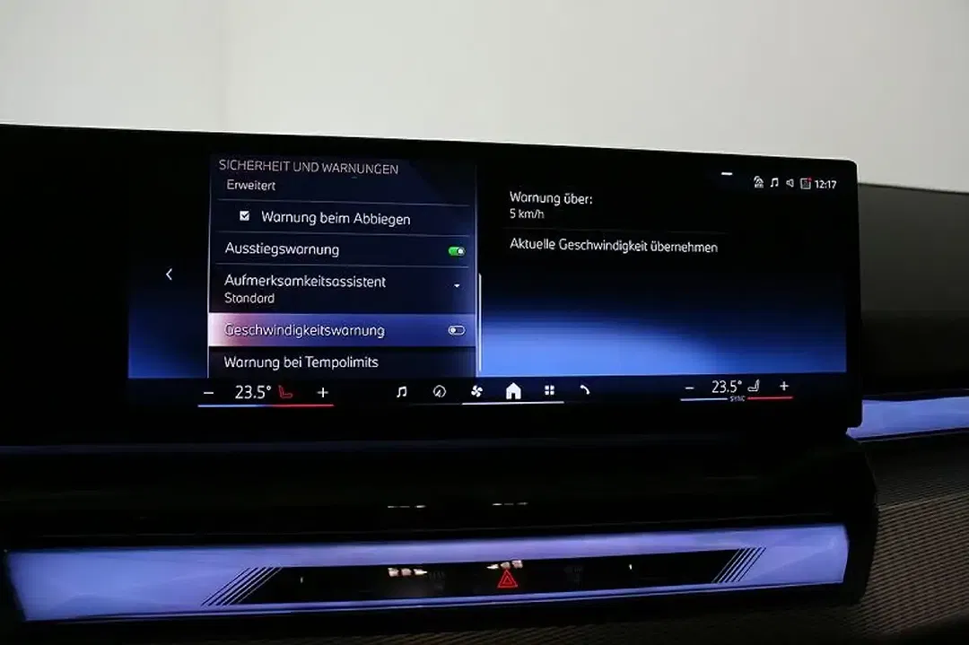 BMW 520 - Thumbnail 12