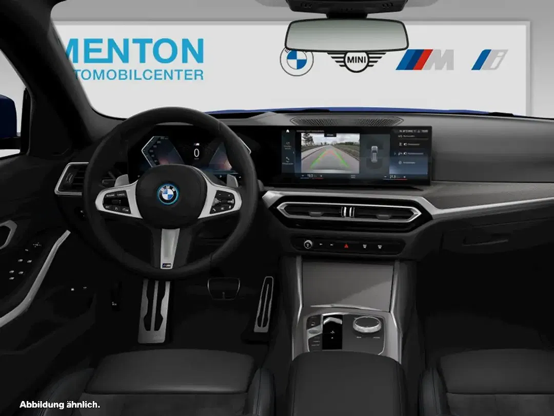 BMW 330 - Thumbnail 5