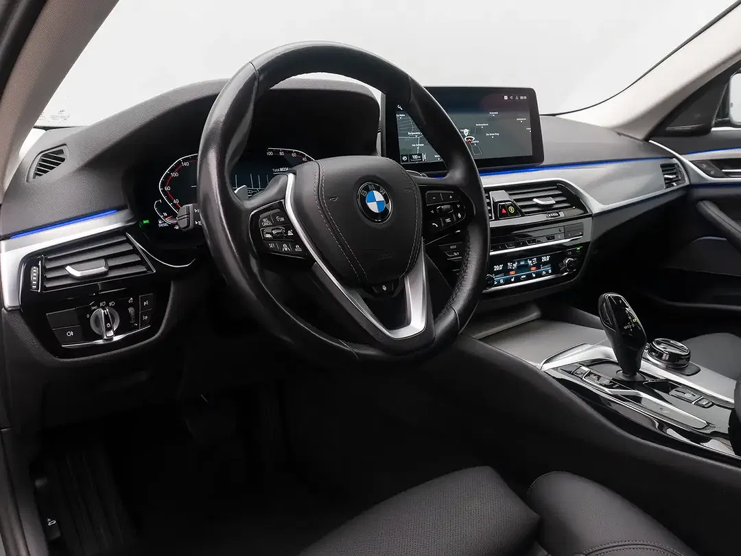 BMW 530 - Thumbnail 22