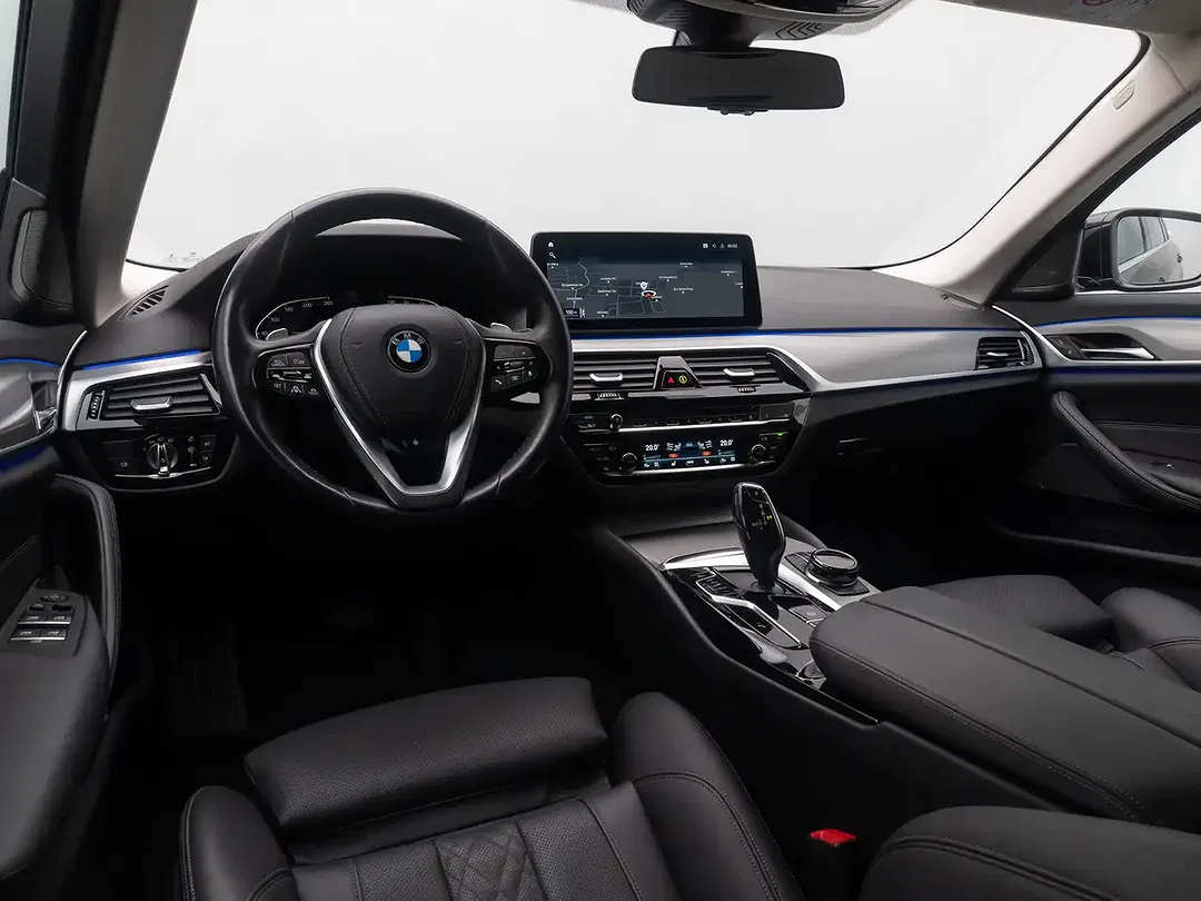 BMW 530 - Thumbnail 38