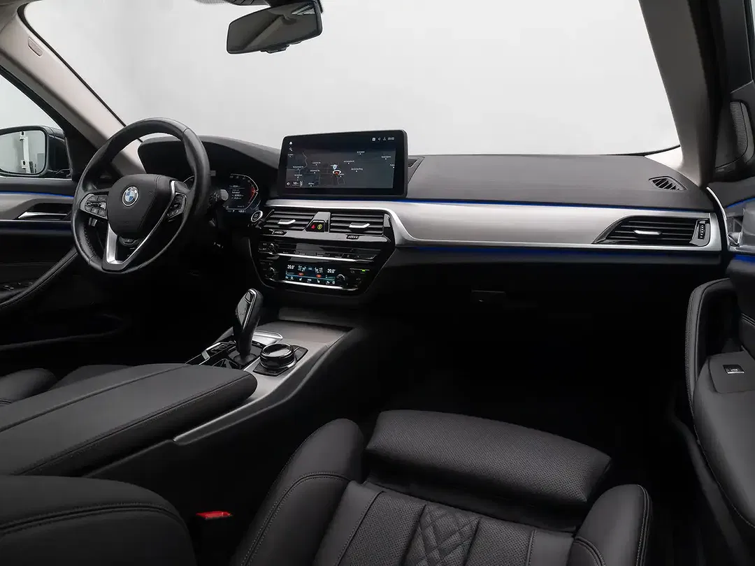 BMW 530 - Thumbnail 40