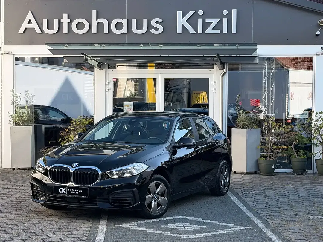 BMW 118 - Thumbnail 1