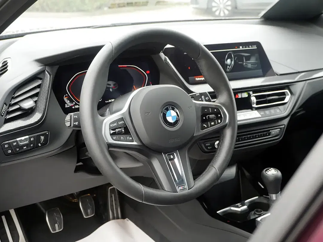 BMW 118 - Thumbnail 11