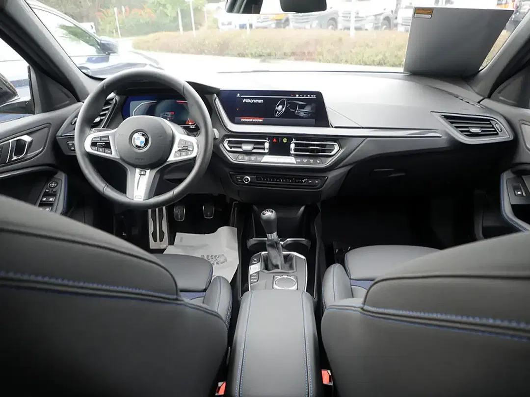 BMW 118 - Thumbnail 8