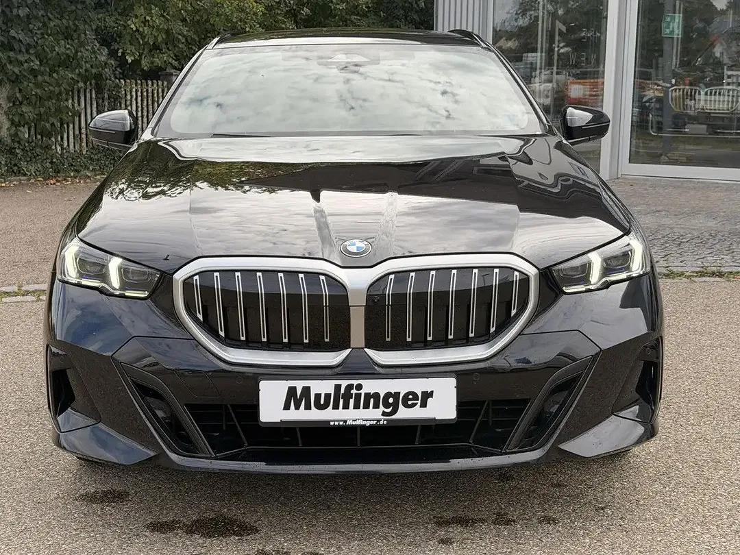 BMW 520 - Thumbnail 3