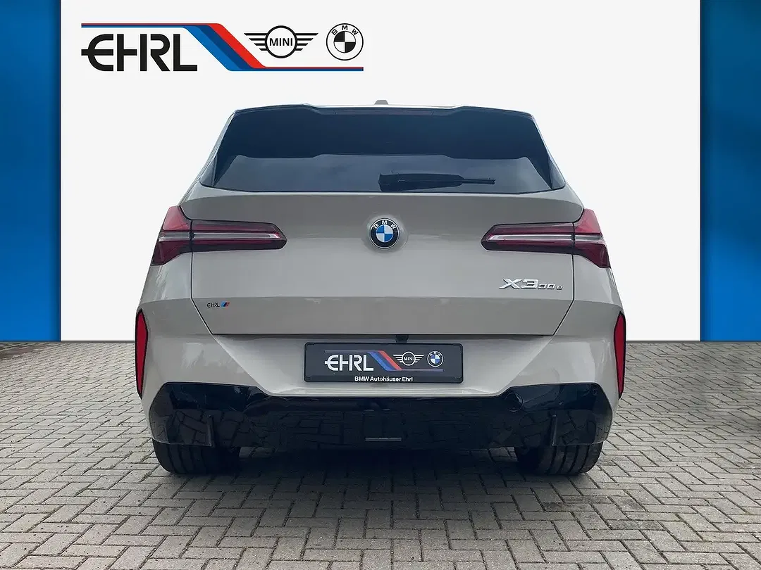 BMW X3 - Thumbnail 6