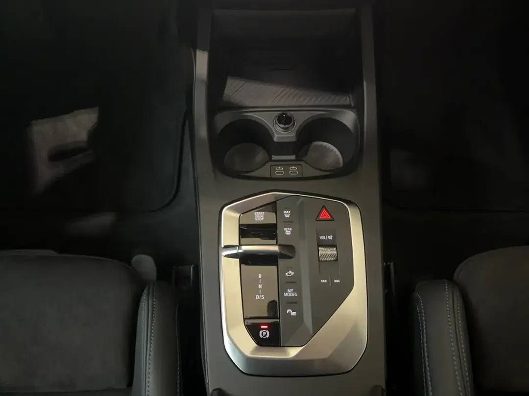 BMW 118 - Thumbnail 11