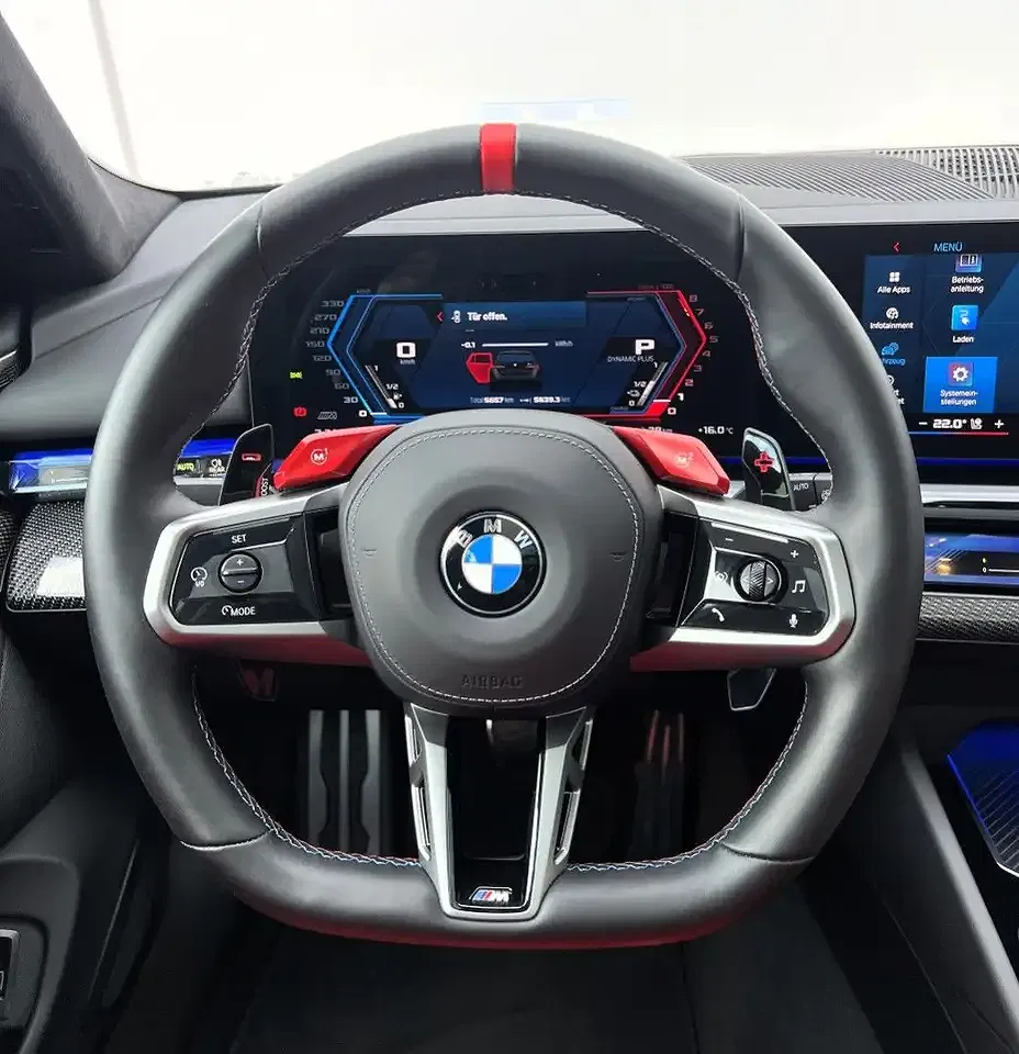 BMW M5 - Thumbnail 11