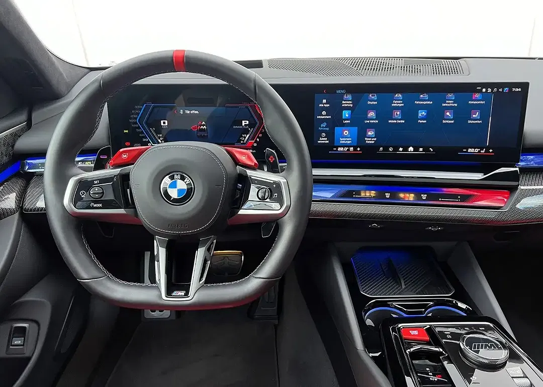 BMW M5 - Thumbnail 2