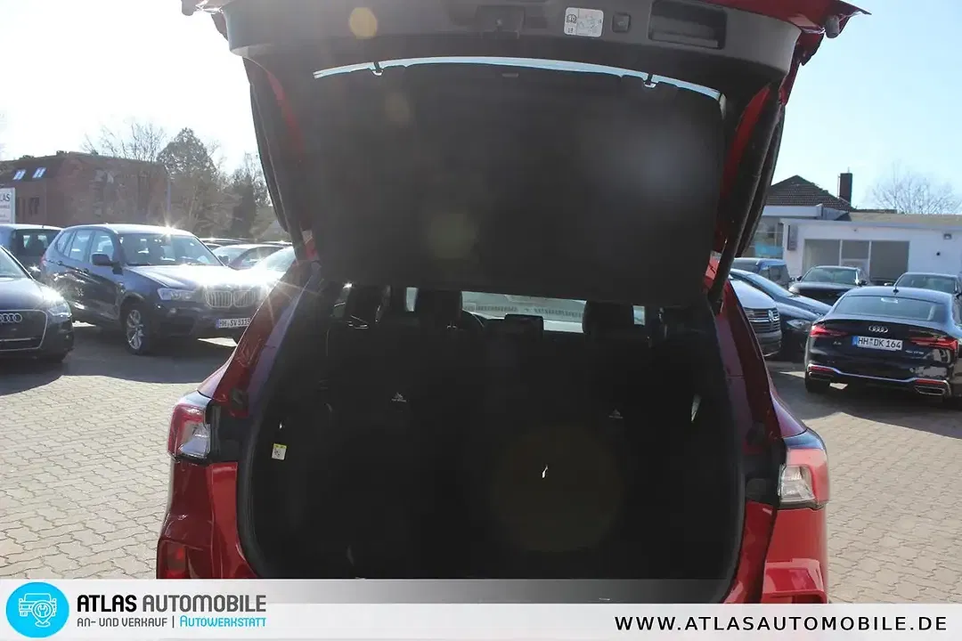 Ford Kuga - Thumbnail 12