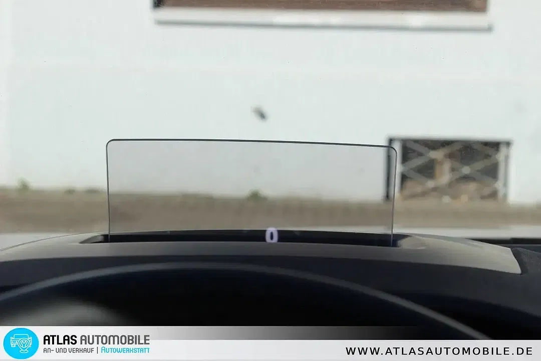 Ford Kuga - Thumbnail 4