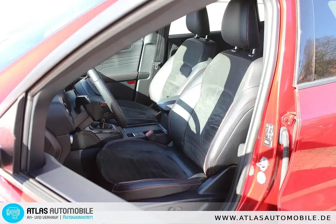 Ford Kuga - Thumbnail 6