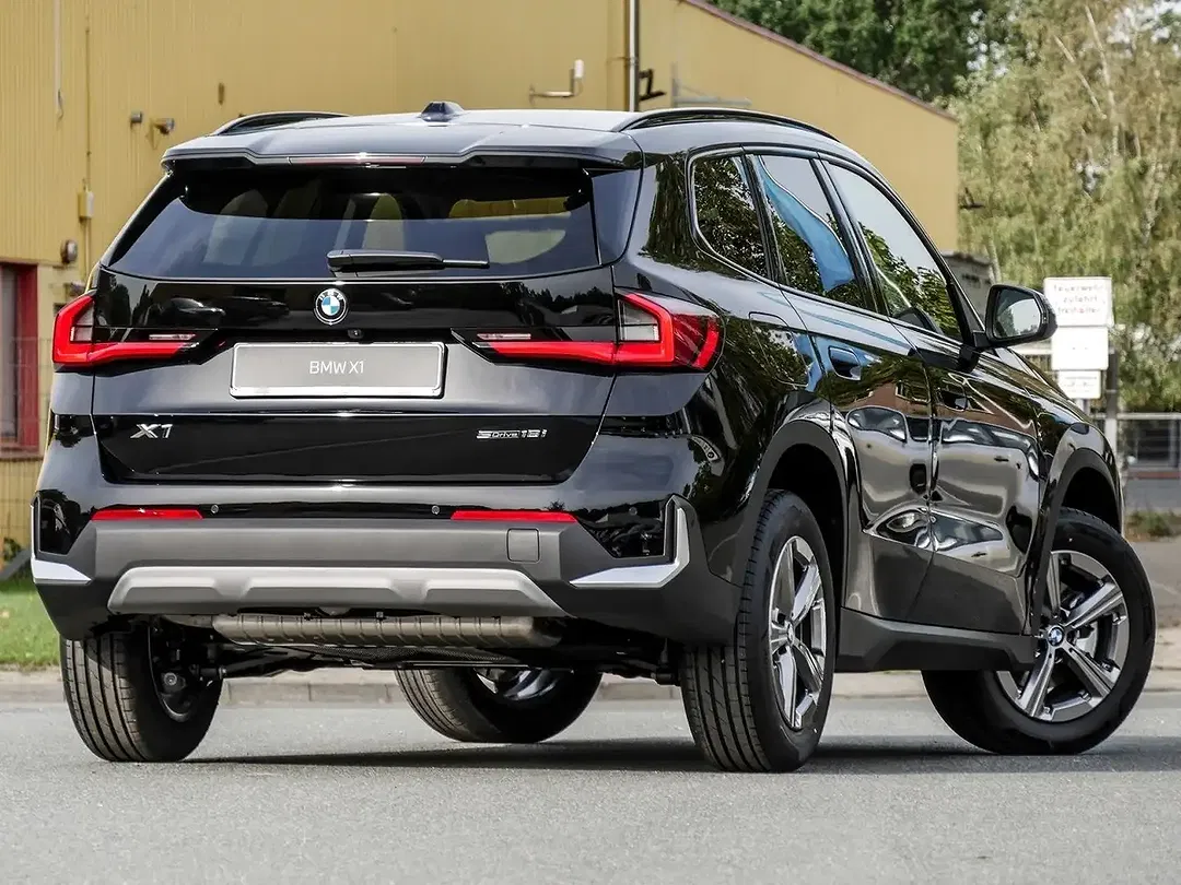 BMW X1 - Thumbnail 2