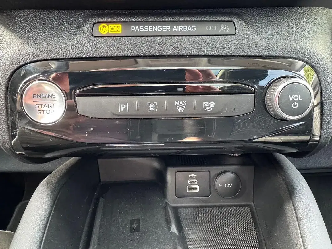 Ford Kuga - Thumbnail 10