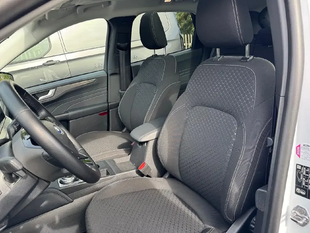 Ford Kuga - Thumbnail 6