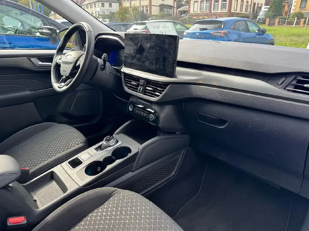 Ford Kuga - Thumbnail 8