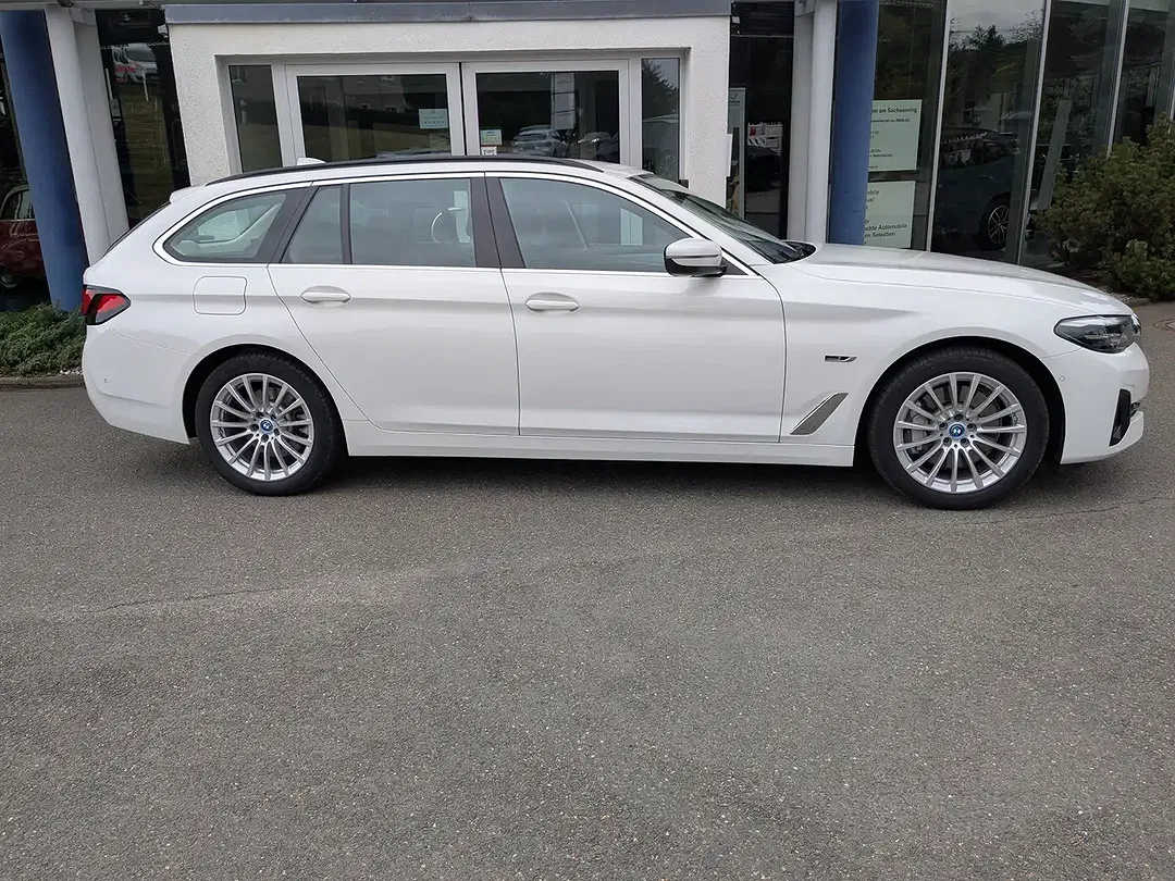 BMW 530 - Thumbnail 3