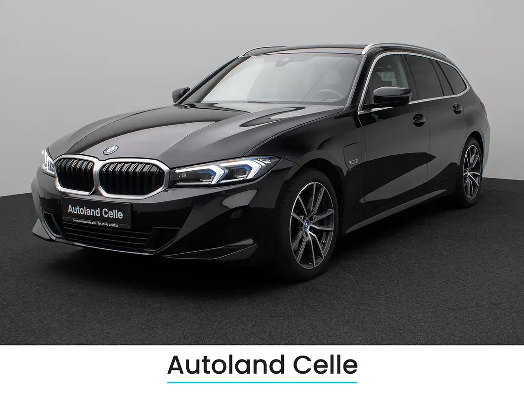 BMW 330 - Afbeelding 1