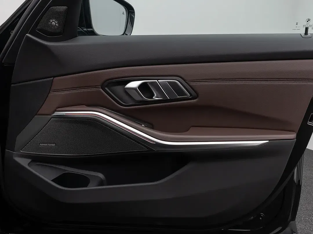 BMW 330 - Thumbnail 33
