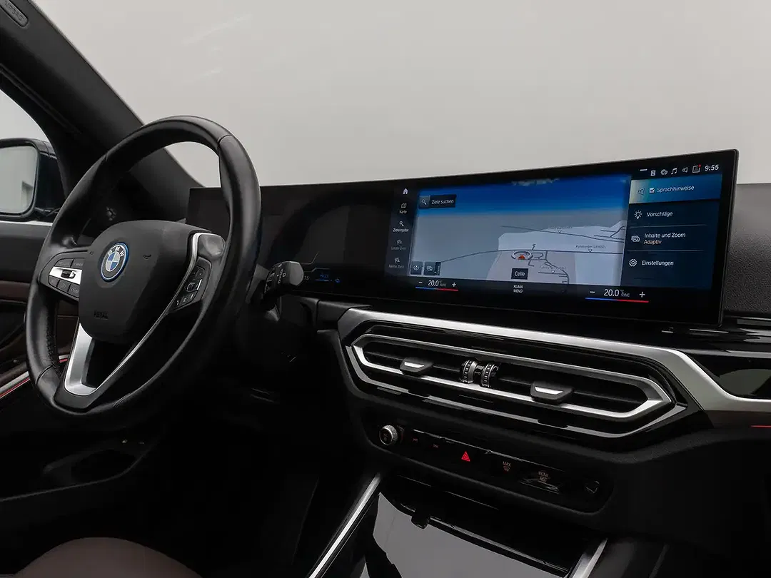 BMW 330 - Thumbnail 39