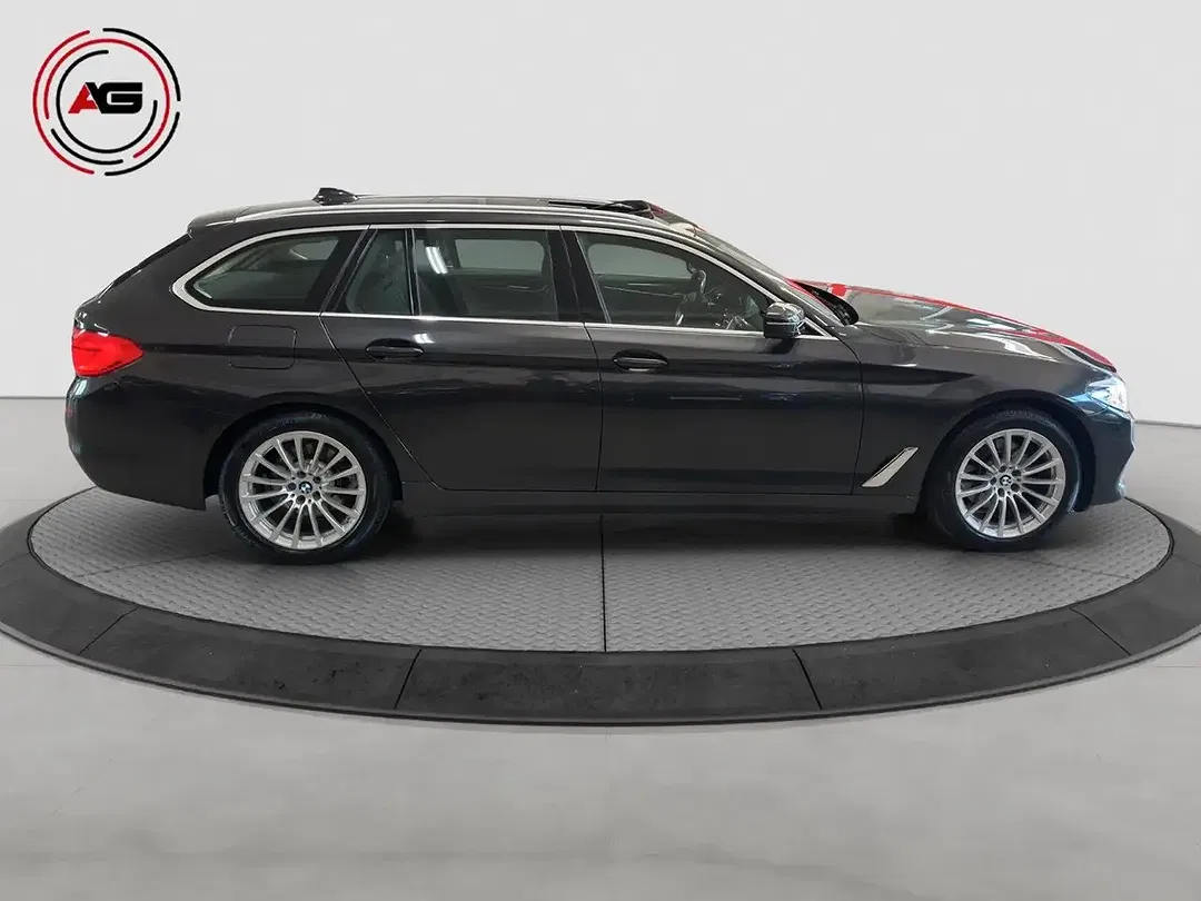 BMW 520 - Thumbnail 4