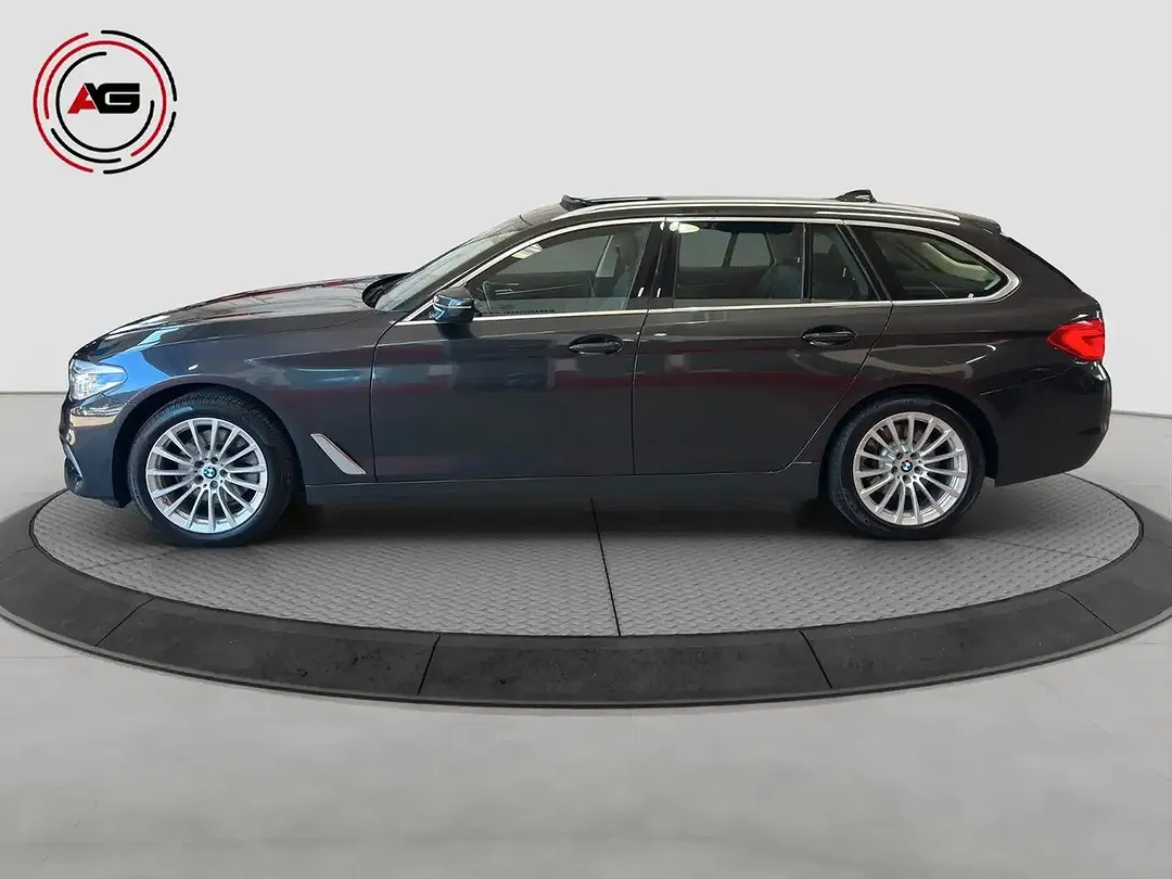 BMW 520 - Thumbnail 8