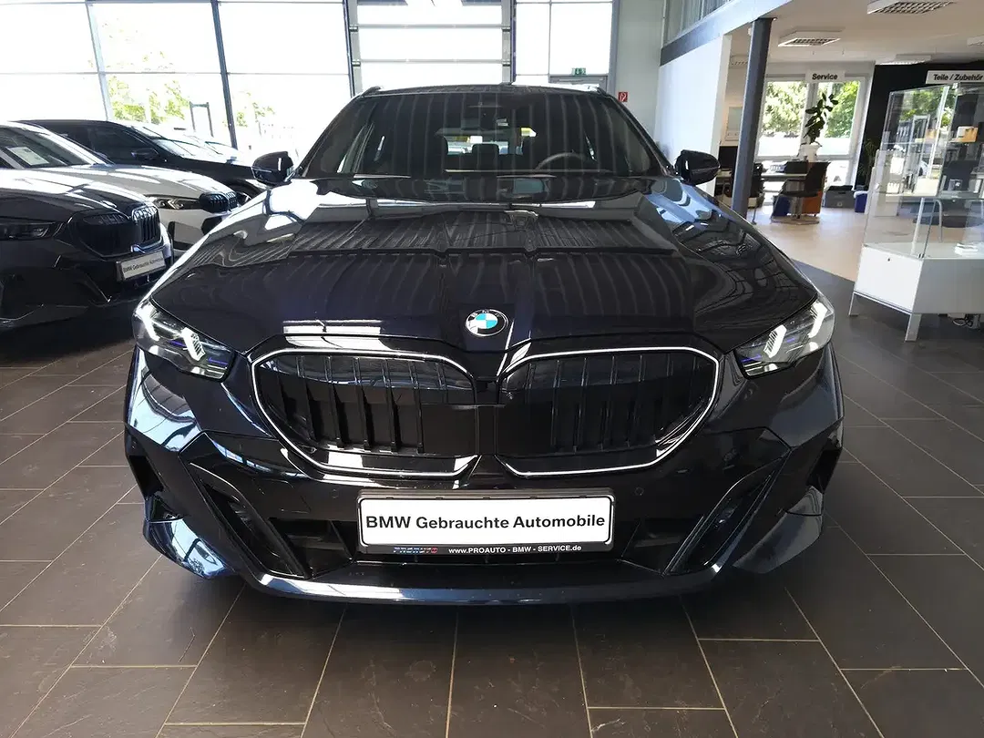 BMW 520 - Thumbnail 4