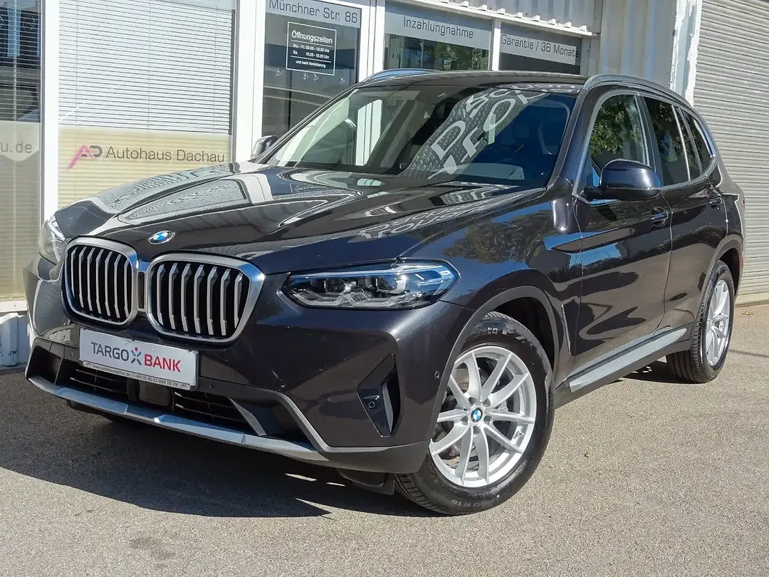 BMW X3 - Thumbnail 3