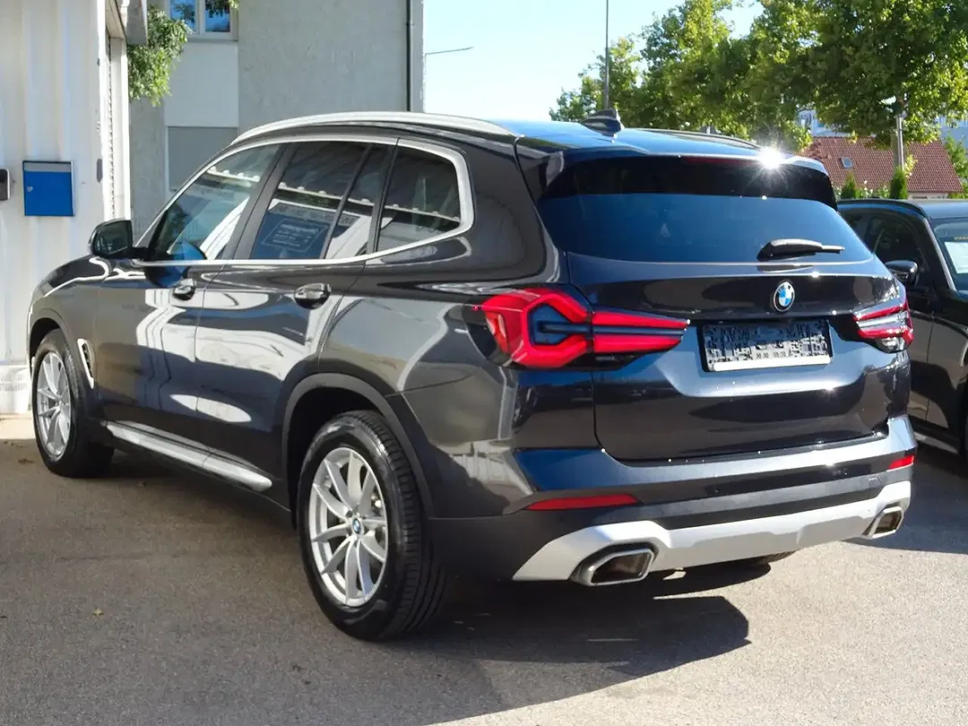 BMW X3 - Thumbnail 4