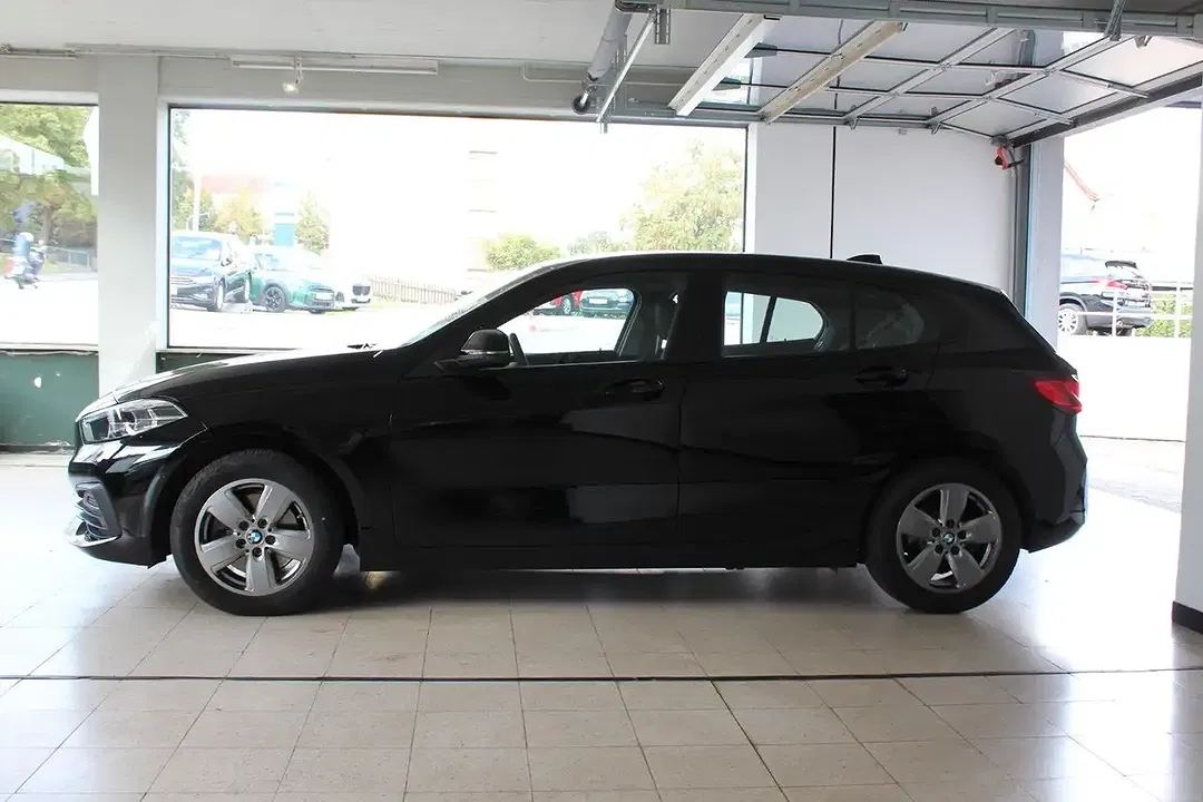 BMW 118 - Thumbnail 4
