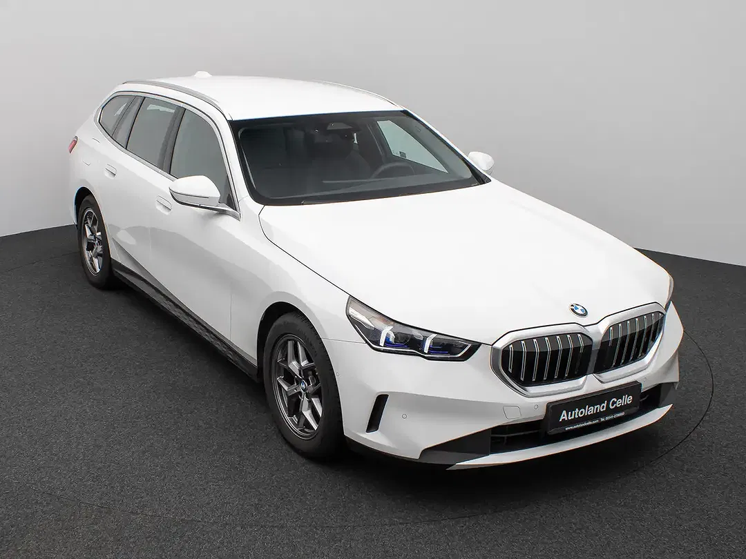 BMW 520 - Thumbnail 3