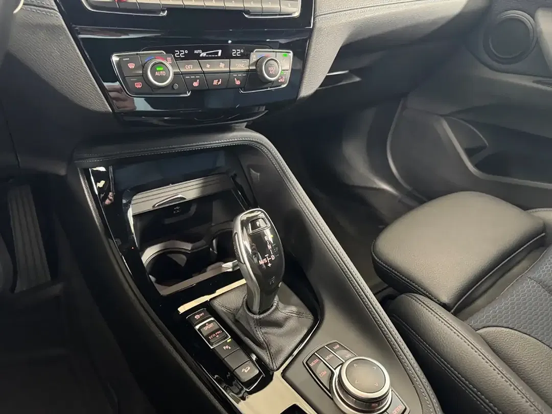 BMW X1 - Thumbnail 13