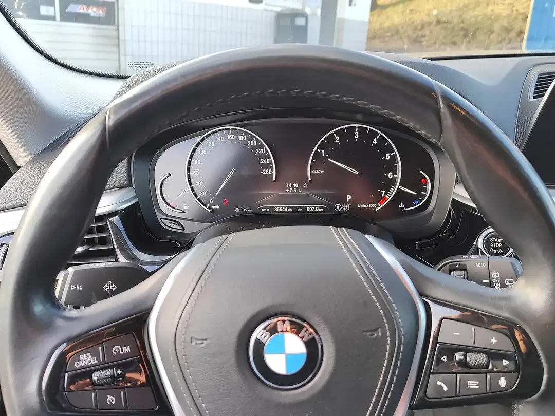 BMW 520 - Thumbnail 16