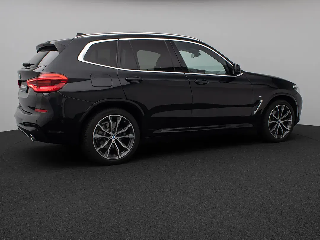 BMW X3 - Thumbnail 6