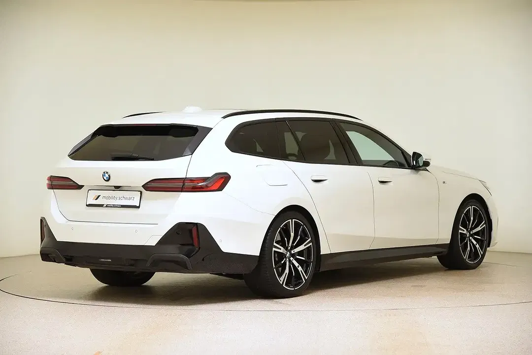 BMW 520 - Thumbnail 3