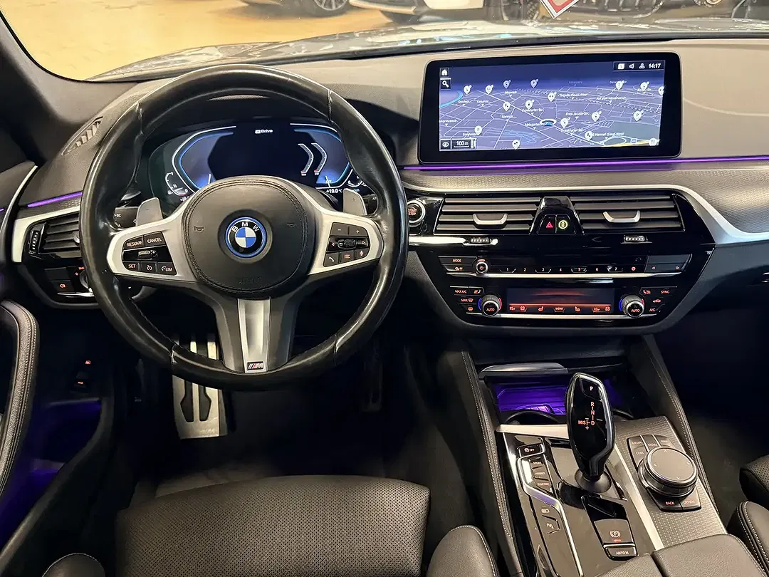 BMW 530 - Thumbnail 12