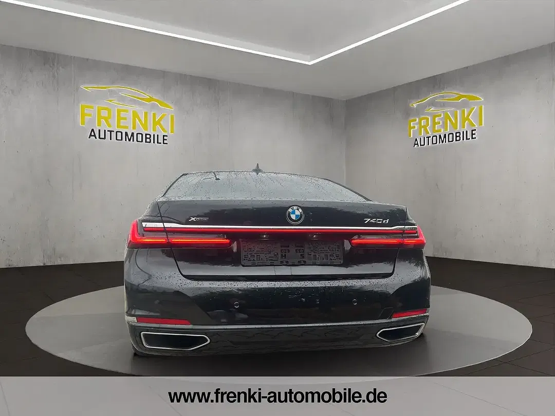 BMW 740 - Thumbnail 5