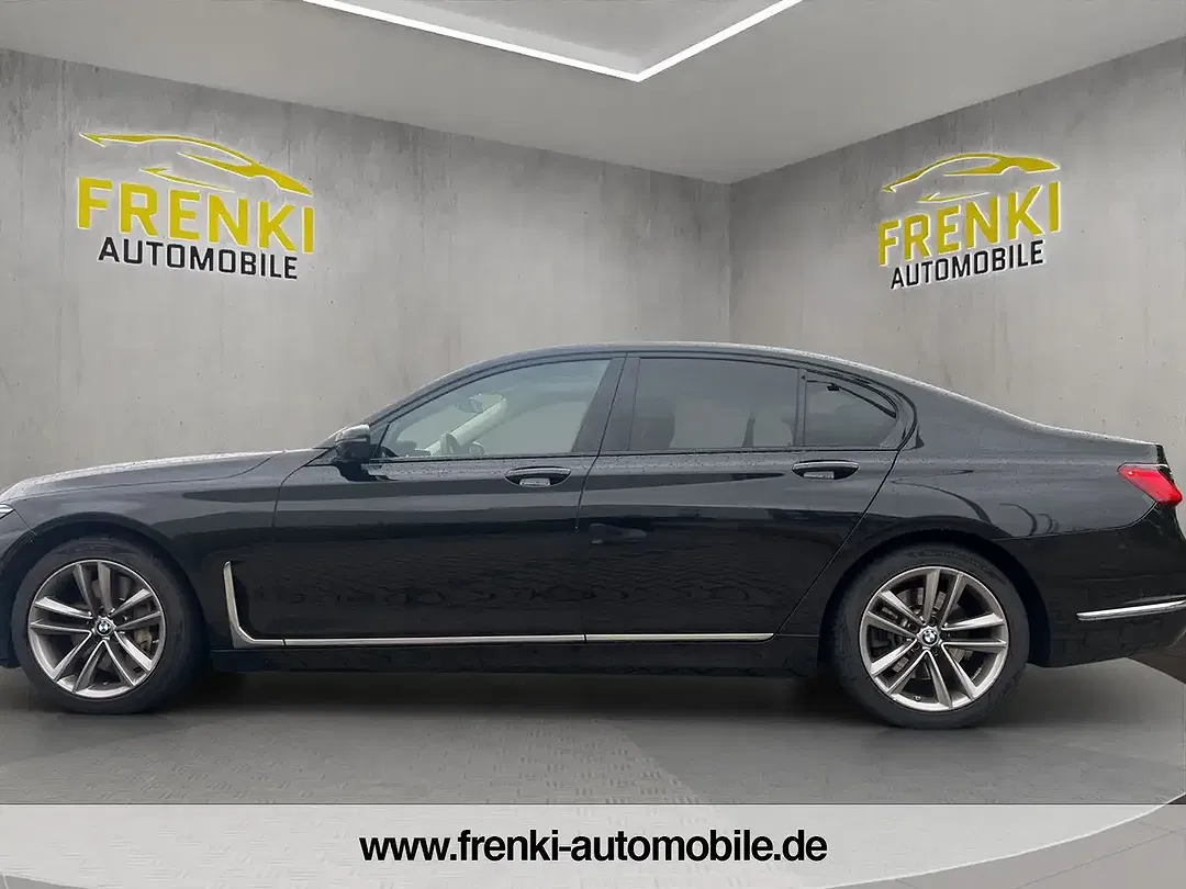 BMW 740 - Thumbnail 7