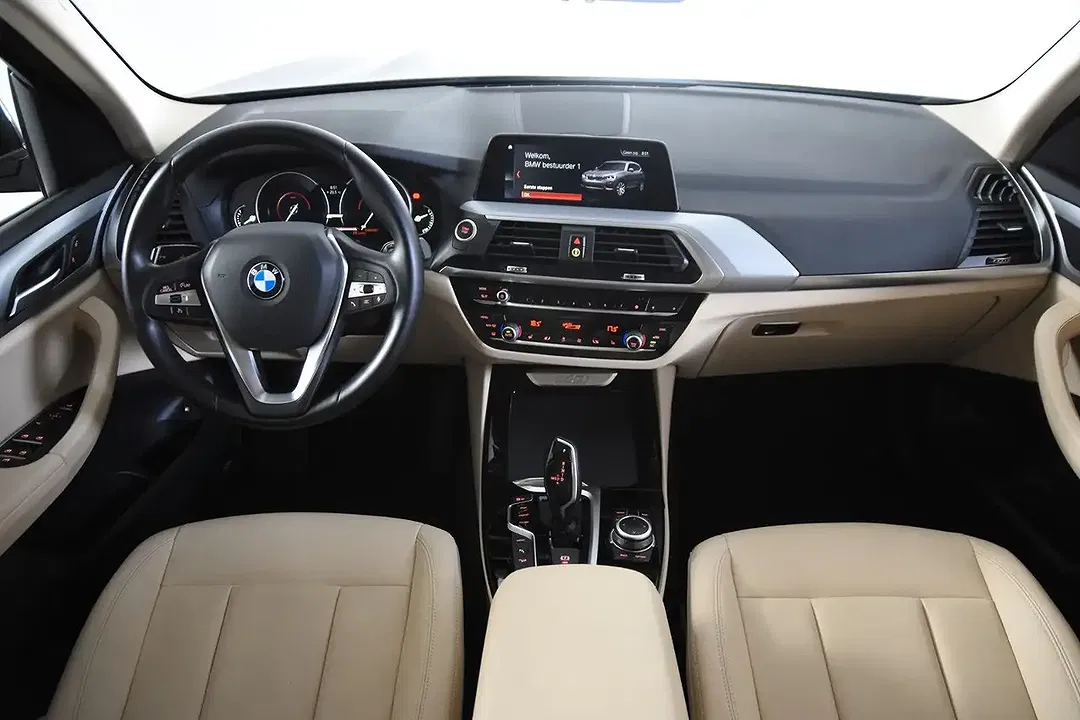 BMW X3 - Thumbnail 2