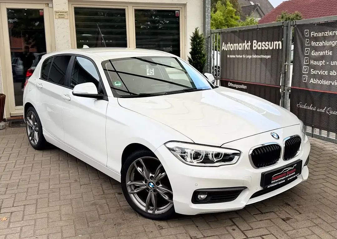 BMW 118 - Thumbnail 1