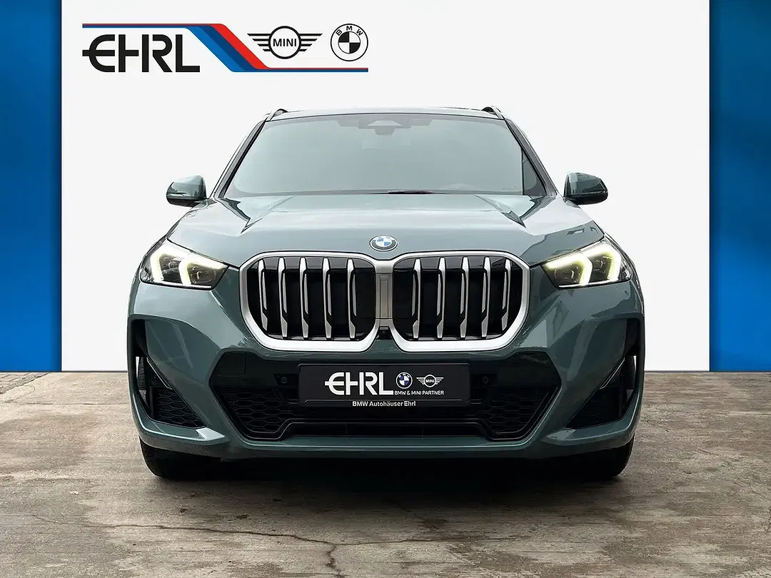 BMW X1 - Thumbnail 2